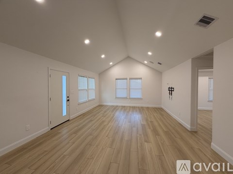604 East 42Nd Street 2 Beds Apartment for Rent