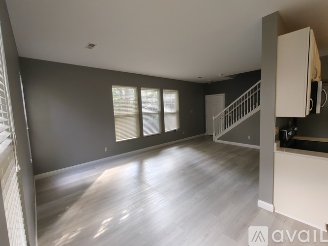 710 Kingston Terrace Court 3 Beds Single Family Home for Rent - Photo gallery 4