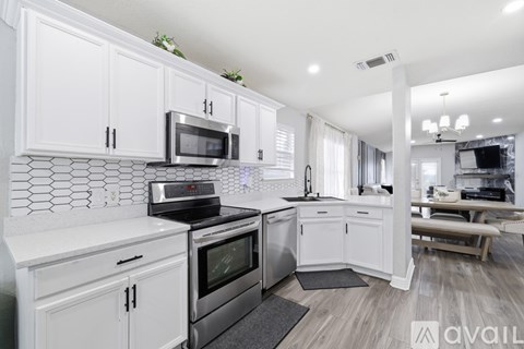 13223 Camino Carlos 4 Beds Apartment for Rent