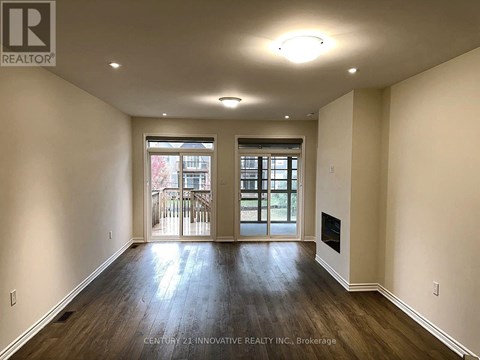 35 - 17 LAKEWOOD CRESCENT S 2 Beds Apartment for Rent