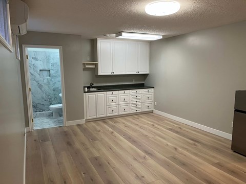 755 Rogers Ave Studio-3 Beds Apartment for Rent