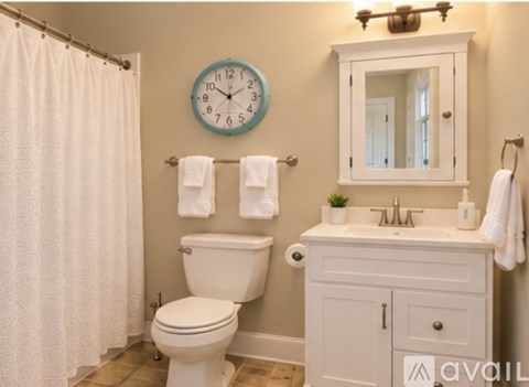 208 Clifford Avenue 2 Beds Apartment for Rent