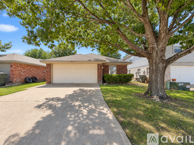 2517 Sleepy Hollow Ln 3 Beds Single Family Home for Rent - Photo gallery 1