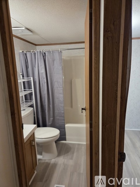 41 Pleasant Drive 3 Beds Apartment for Rent