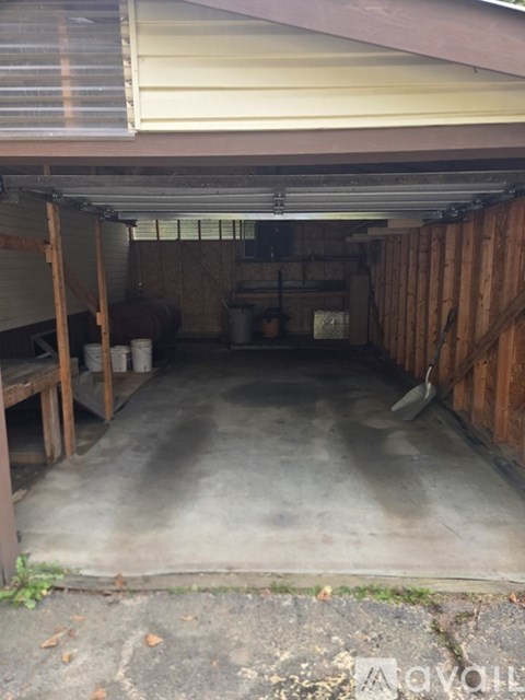 41 Pleasant Drive 3 Beds Apartment for Rent