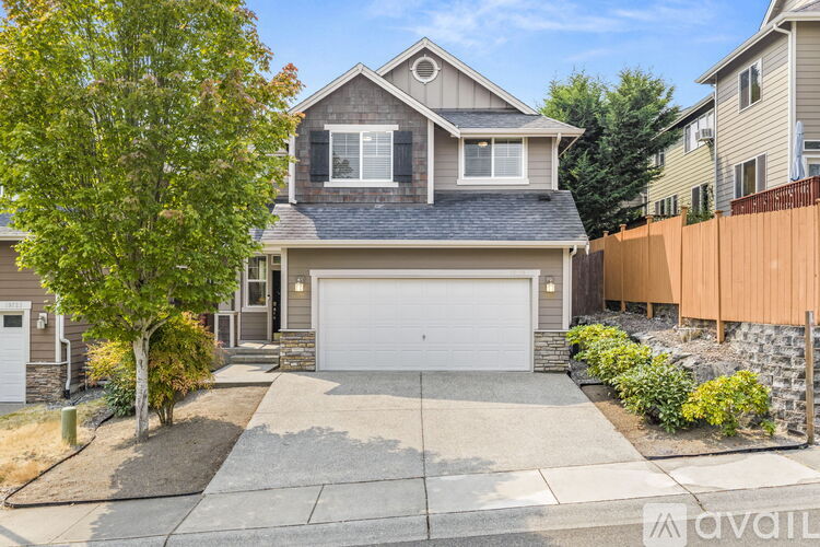 19729 129th Avenue Northeast 4 Beds Single Family Home for Rent - Photo gallery 1