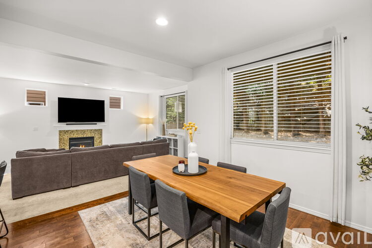 19729 129th Avenue Northeast 4 Beds Single Family Home for Rent - Photo gallery 3