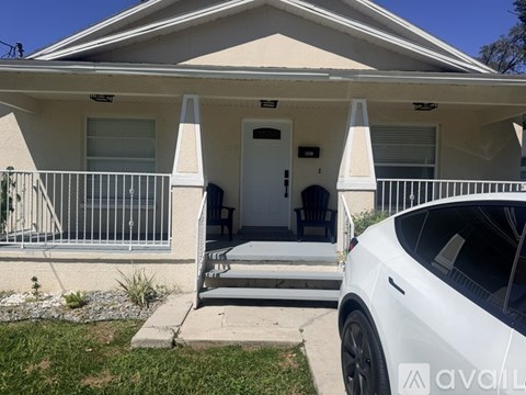 802 East North Bay Street 3 Beds Apartment for Rent