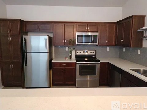 695 Snowpeak Ct 5 Beds Apartment for Rent