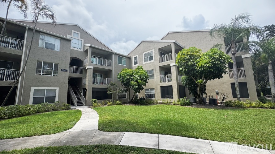 1760 Palm Cove Blvd 2 Beds Apartment for Rent - Photo gallery 2