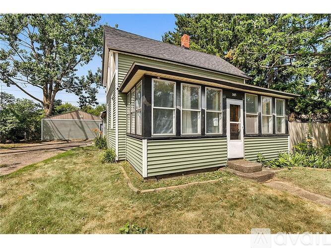 505 Riverside Ave N 3 Beds Single Family Home for Rent - Photo gallery 1