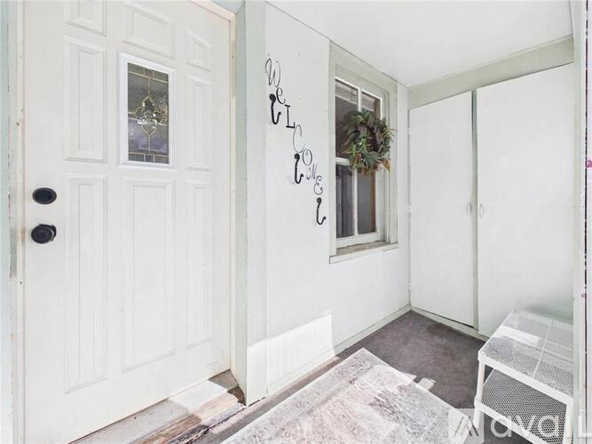 505 Riverside Ave N 3 Beds Single Family Home for Rent - Photo gallery 4