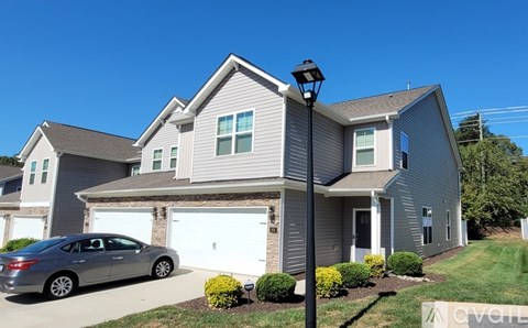 806 Riley Ln 4 Beds Apartment for Rent
