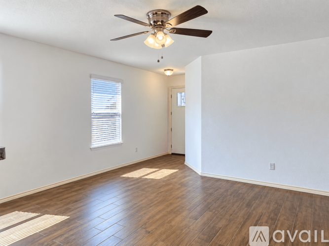 13002 Napoli Valle 3 Beds Single Family Home for Rent - Photo gallery 4