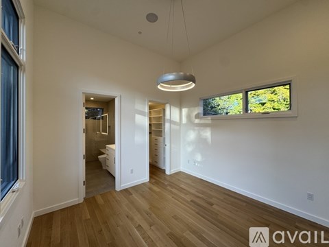511 Carmel Circle Unit B 3 Beds Apartment for Rent