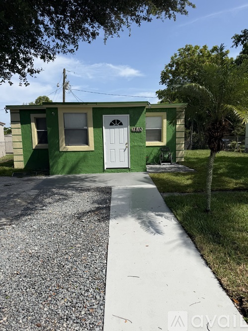 1810 Rutland Street 2 Beds Single Family Home for Rent - Photo gallery 2