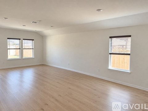 964 Lake Sweetwater Lane 4 Beds Apartment for Rent