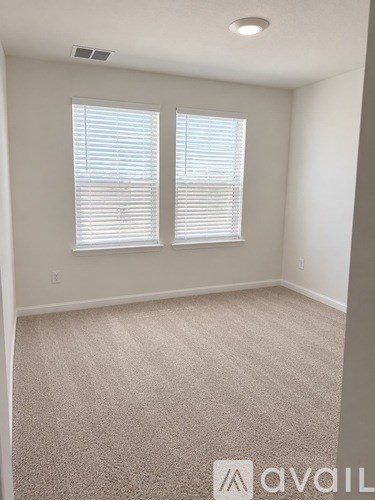 964 Lake Sweetwater Lane 4 Beds Apartment for Rent