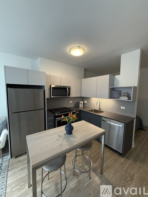 720 S Wells St Studio Apartment for Rent