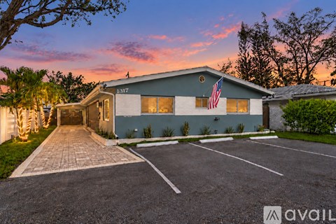 1317 Southeast 22Nd Avenue 1 Apartment for Rent