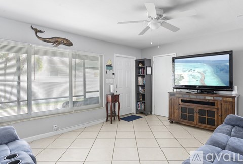 1317 Southeast 22Nd Avenue 1 Apartment for Rent