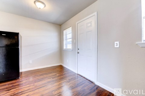 5513 Cavalcade St 2 Beds Apartment for Rent