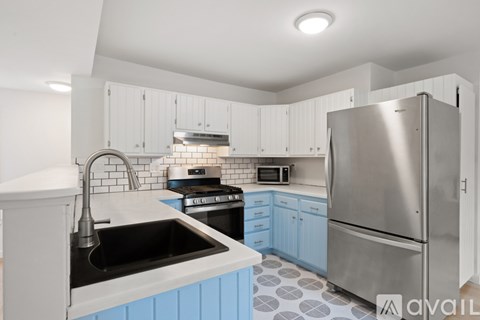 123 7Th Street 2 Beds Apartment for Rent