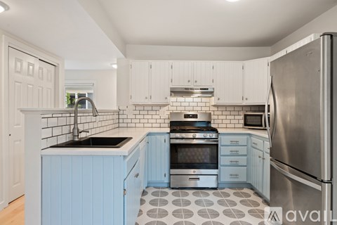 123 7Th Street 2 Beds Apartment for Rent