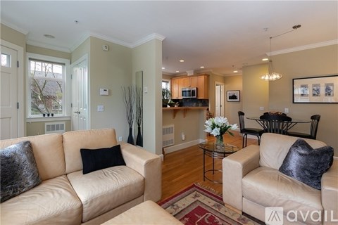 834 34Th Avenue 3 Beds Apartment for Rent