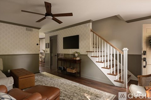 1100 West Main Street 2 Beds Apartment for Rent