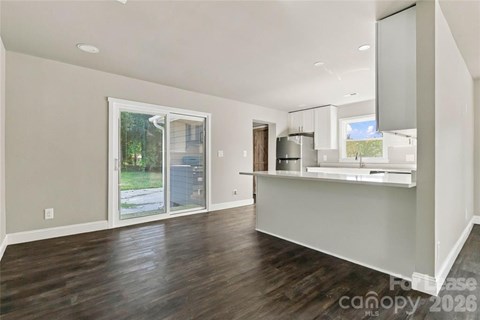 1200 Weststone Dr 3 Beds Apartment for Rent