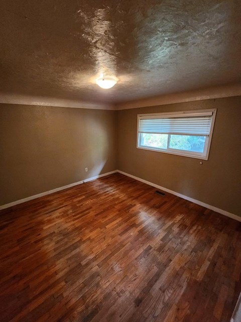 3220 Shelbourne Street 2 Beds Apartment for Rent