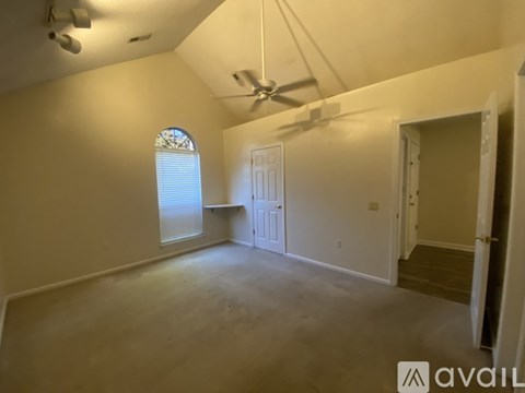 212 Applegate Lane 3 Beds Apartment for Rent