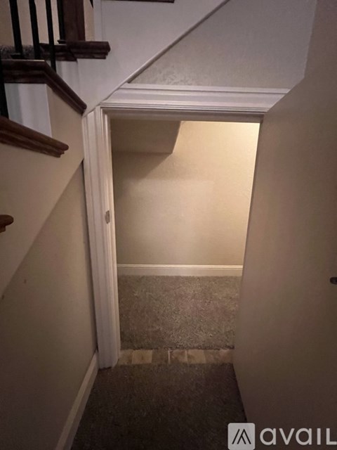 1608 Oakwood Avenue 4 Beds Apartment for Rent