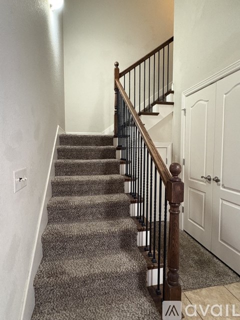 1608 Oakwood Avenue 4 Beds Apartment for Rent