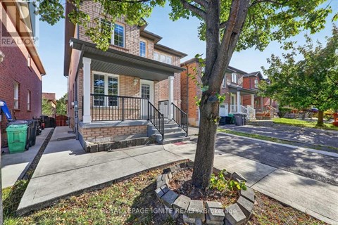 26 ROXTON CRESCENT 4 Beds Apartment for Rent