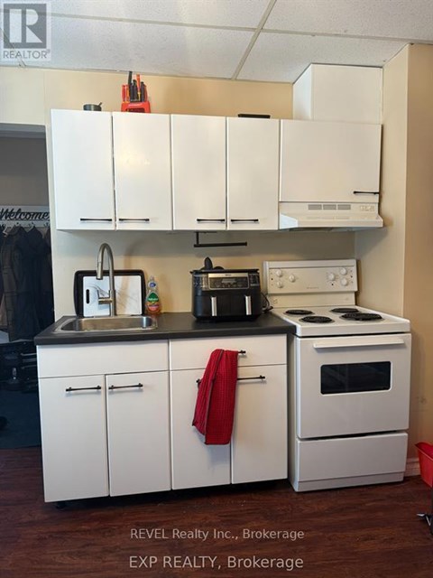 1 - 31 RAYMOND STREET Studio Apartment for Rent