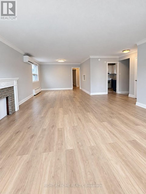 2ND FLOOR - 576 DAVENPORT ROAD 3 Beds Apartment for Rent