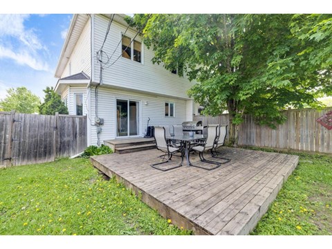 93 Rue Des Abénaquis 3 Beds Apartment for Rent