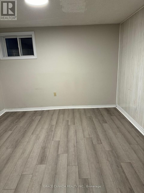 LOWER - 162 JACKMAN CRESCENT 2 Beds Apartment for Rent