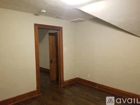 27 North 300 West 2 Beds Apartment for Rent