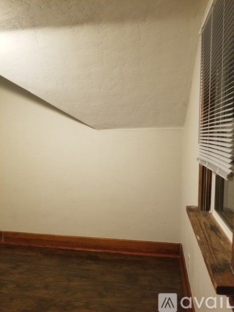 27 North 300 West 2 Beds Apartment for Rent