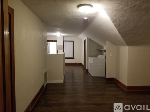 27 North 300 West 2 Beds Apartment for Rent