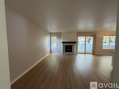 120 Northeast Feather Court 4 Beds Apartment for Rent