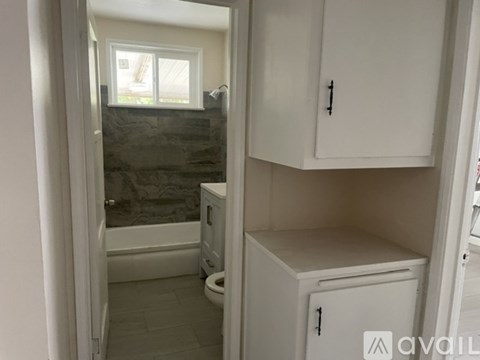 17221 Kittridge St 3 Beds Apartment for Rent