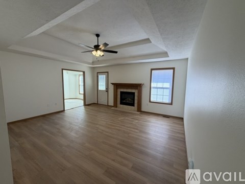 3968 W Beechwood St 3 Beds Apartment for Rent
