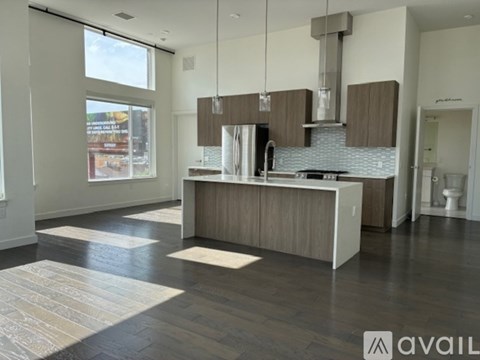 1616 South Broadway 2 Beds Apartment for Rent