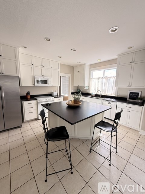 645 Mule Deer Street Northwest 5 Beds Apartment for Rent
