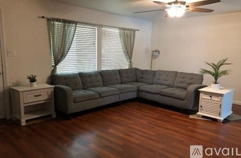 8860 La Riviera Drive 4 Beds Apartment for Rent