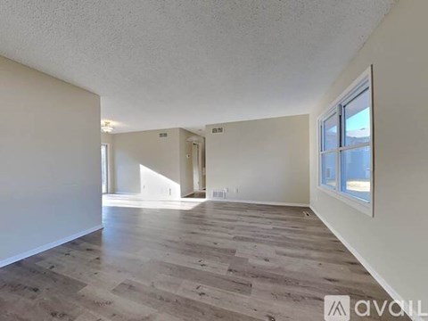 7538 Brunswick Ave N 4 Beds Apartment for Rent